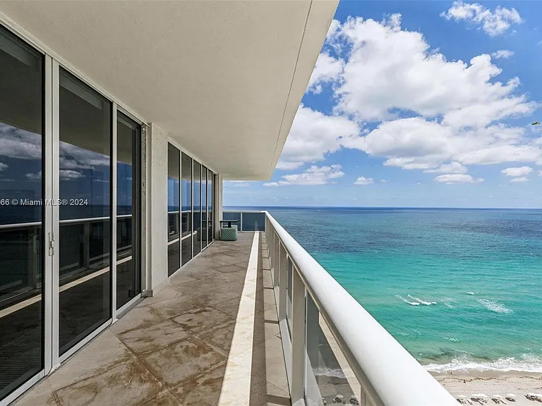 1830 S Ocean Dr #2102 — Photo 27