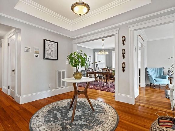 4th image of 60 Dix St #3