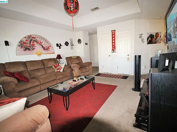 4th image of 3935 Monique Cir
