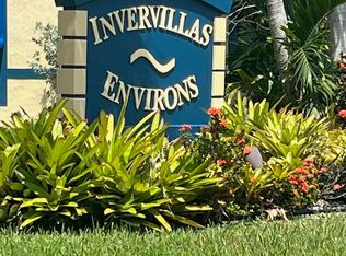 7442 NW 34th St, Lauderhill, FL 33319
