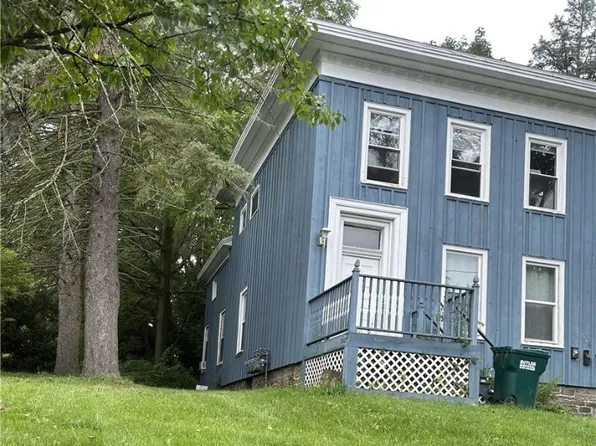 334 W 5th St, Oswego, NY 13126