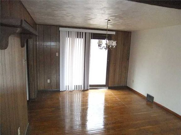 5th image of 827 Reamer Ave