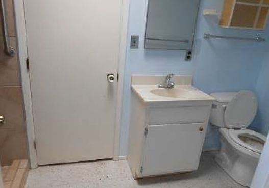 4th image of 2856 N Evelyn Ln