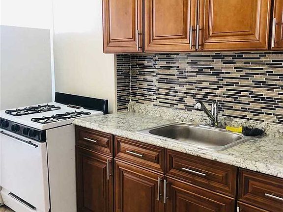 2nd image of 3174 45th St