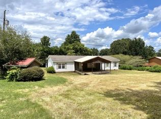 221 Rogers Ln, Birchwood, TN 37308