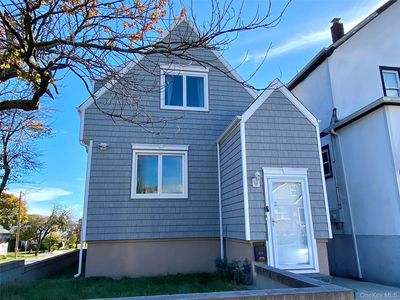 121 Carroll Avenue, Valley Stream, NY, 11580
