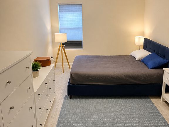 4th image of 255 Beacon St APT 1C