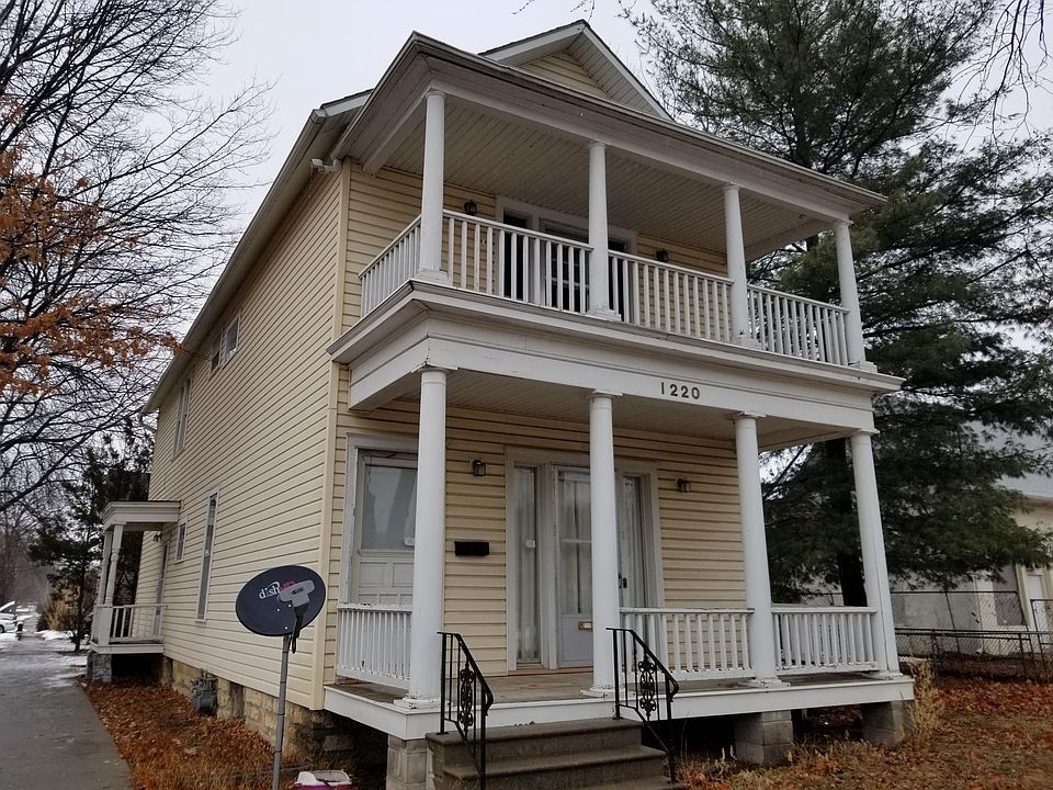 Front of duplex