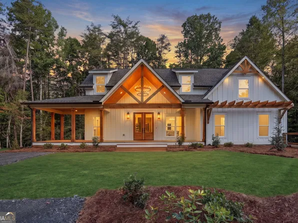 300 Rainmore Dr, Dahlonega, GA 30533