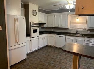 405 W Lester Hawthorne St, Kirbyville, TX 75956