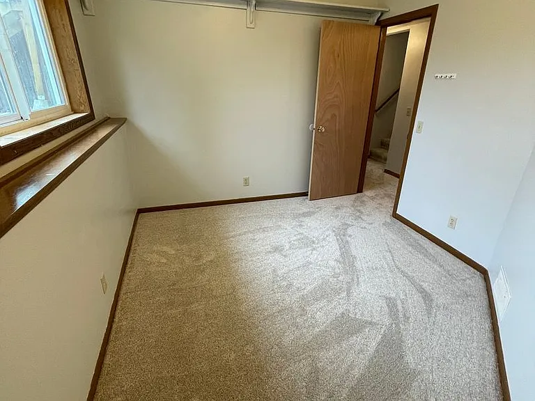1210 Clover Ridge Ct — Photo 24