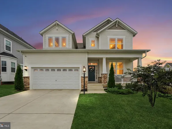 11500 Charlotte Bronte Ln, White Plains, MD 20695