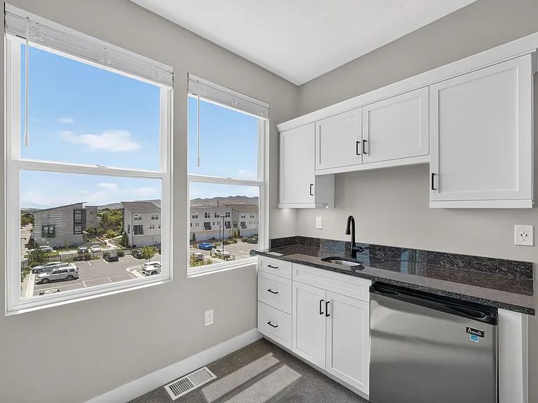 5091 W Daybreak Pkwy — Photo 26