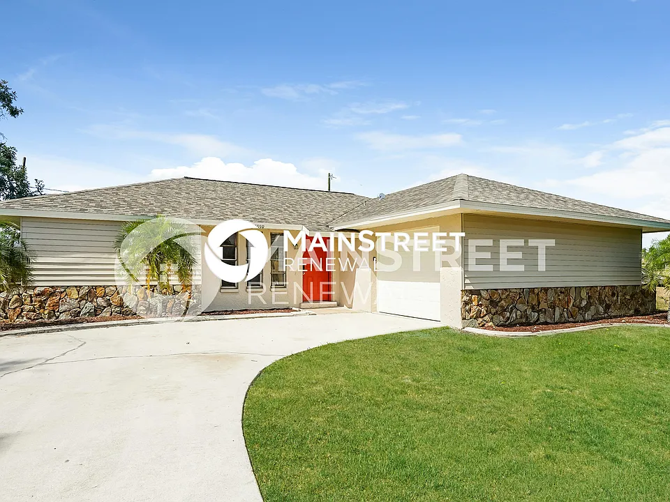3010 SW Santa Barbara Pl