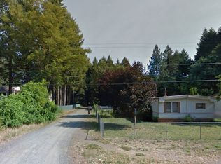 518 Schumacher St, Cave Junction, OR 97523