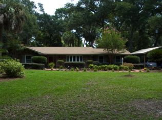 806 Penn Waller Rd, Savannah, GA 31410