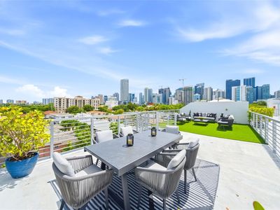 545 SW 11th St #308, Miami, FL, 33129