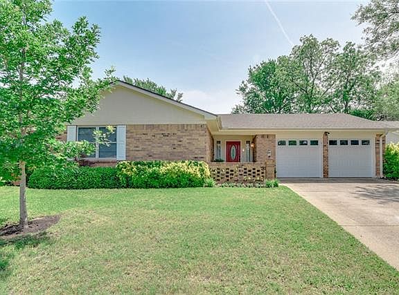 2nd image of 3809 Glenbrook Dr