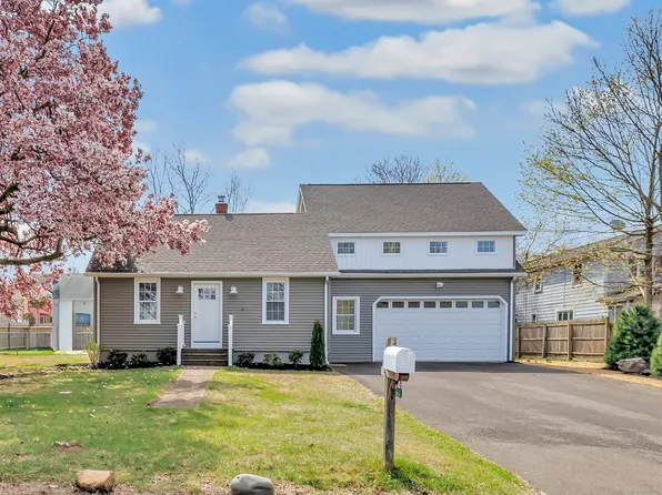 40 Beecher Avenue, Shelton, CT 06484