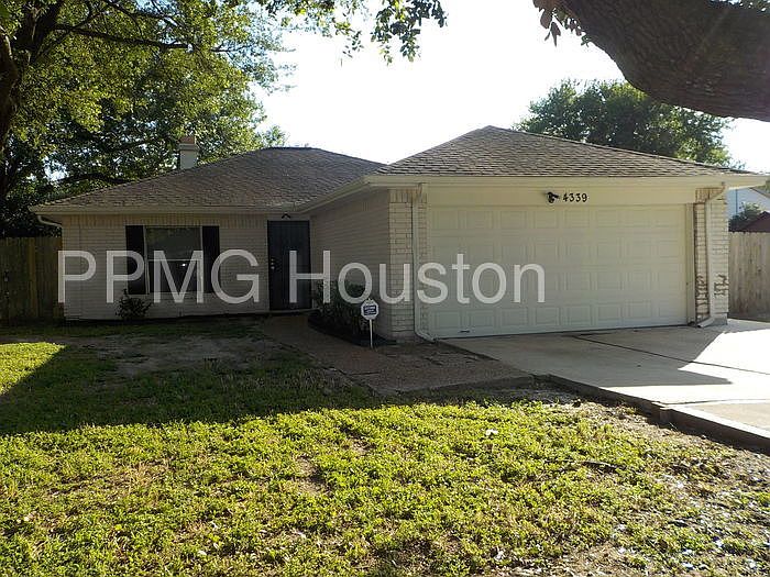 1st image of 4339 Queens Retreat Dr