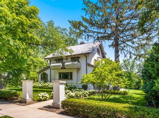 338 Woodstock Ave, Kenilworth, IL 60043