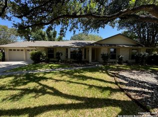409 Fenwick Dr, Windcrest, TX 78239