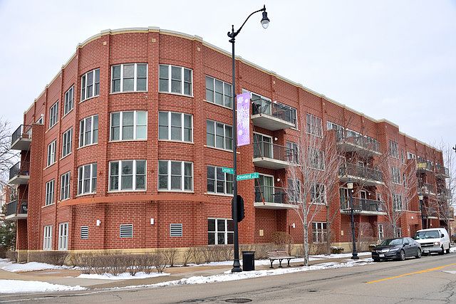 1st image of 8200 Lincoln Ave APT 402