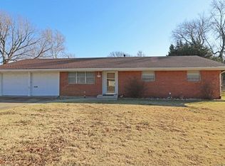 1524 May Ln, Bartlesville, OK 74006