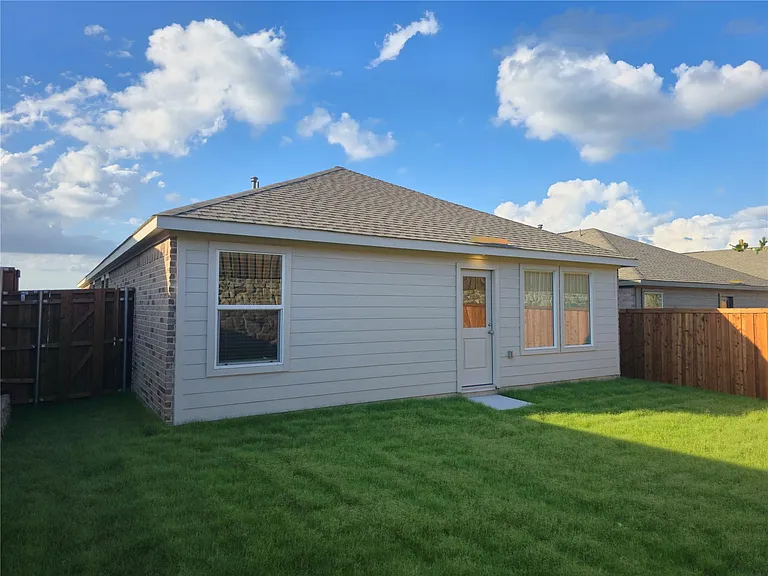 1608 Baron Ln — Photo 16