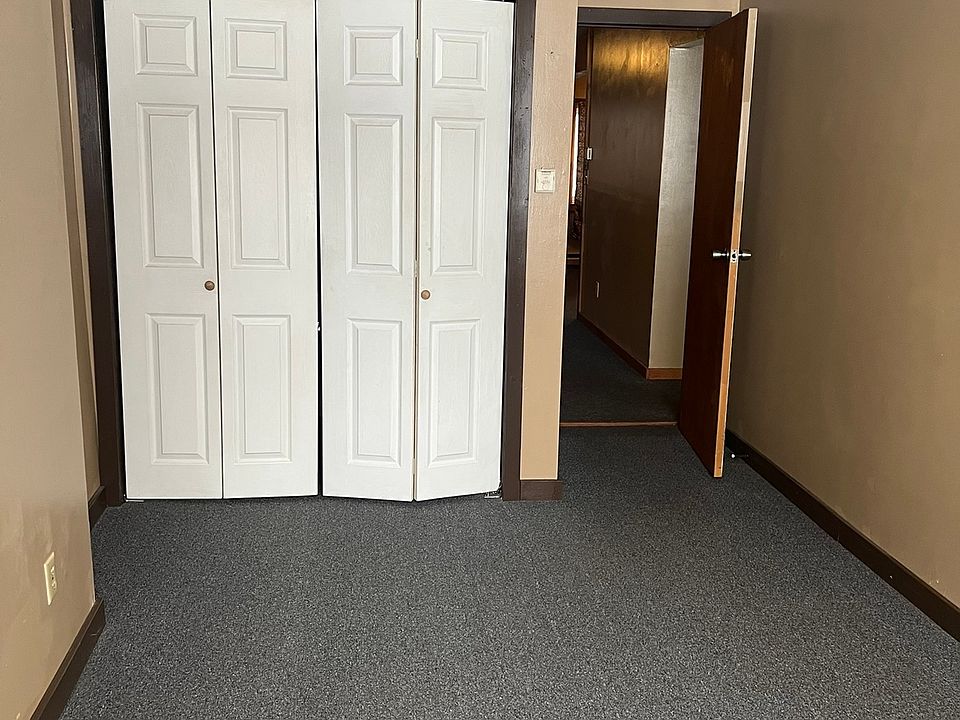 1st image of 17 Park St #1