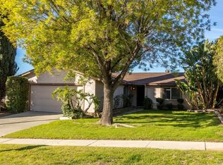 1882 Buckeye Ct, Highland, CA 92346