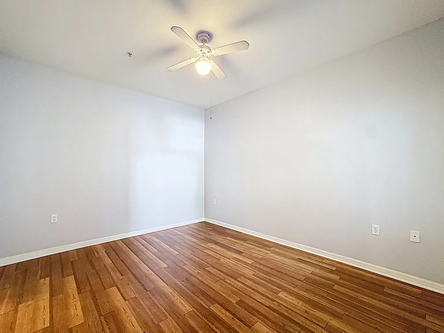 1 bed, 724 sqft, $1,400 — Photo 4