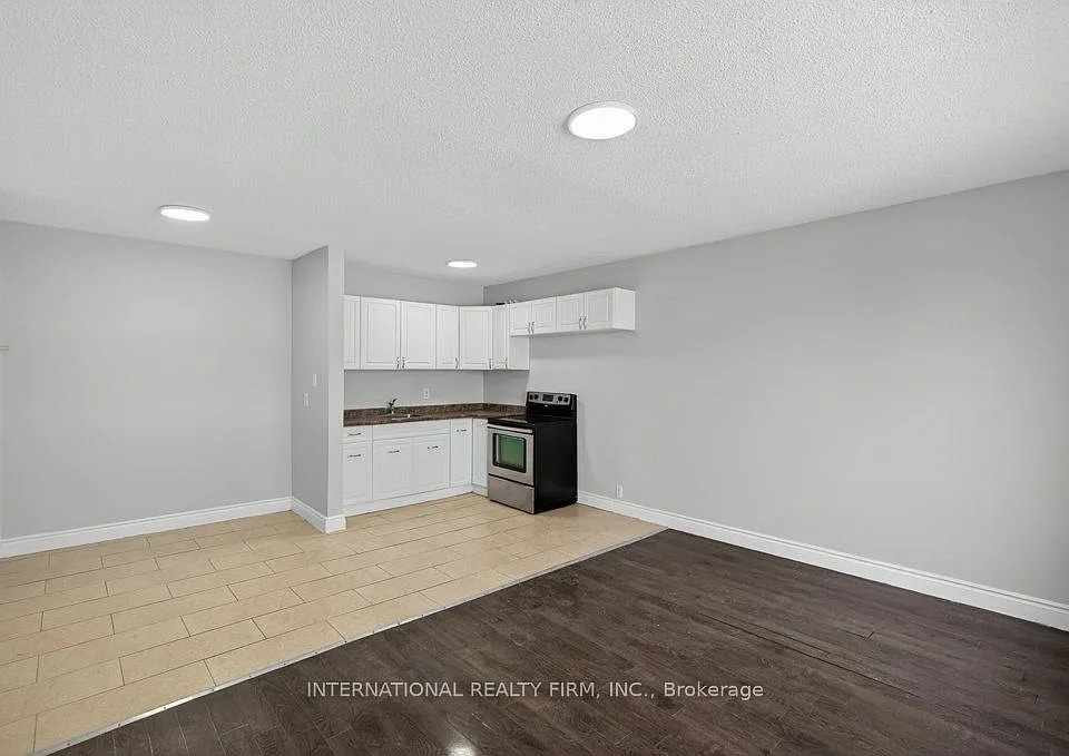 295 Melvin Ave #203