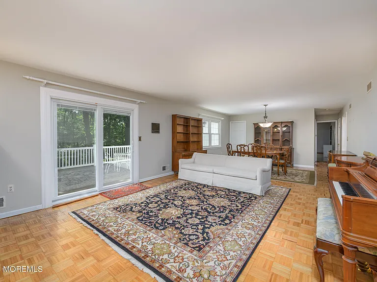 2229 Fromkin Dr — Photo 12
