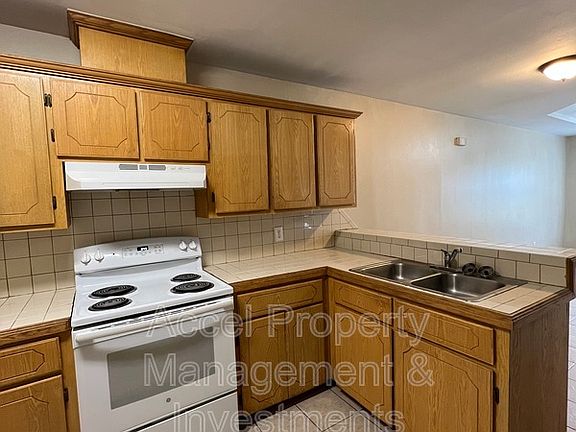 5th image of 2516 Jeffrey Dr APT A