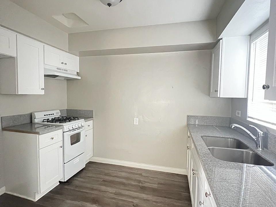 2nd image of 66455 5th St APT 1