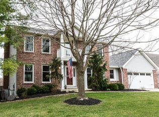 2331 E Royal Ct, Saint Louis, MO 63131