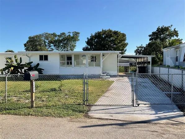 1602 Chobee St, Okeechobee, FL 34974