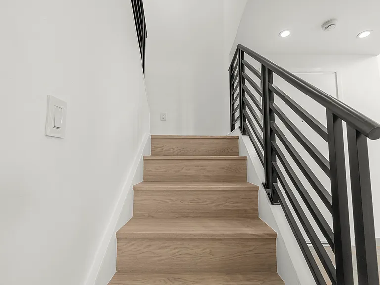 637 Natoma St #6 — Photo 16