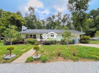 421 Fernwood Farms Rd, Chesapeake, VA 23320