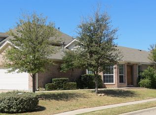 11953 Grizzly Bear Dr, Fort Worth, TX 76244