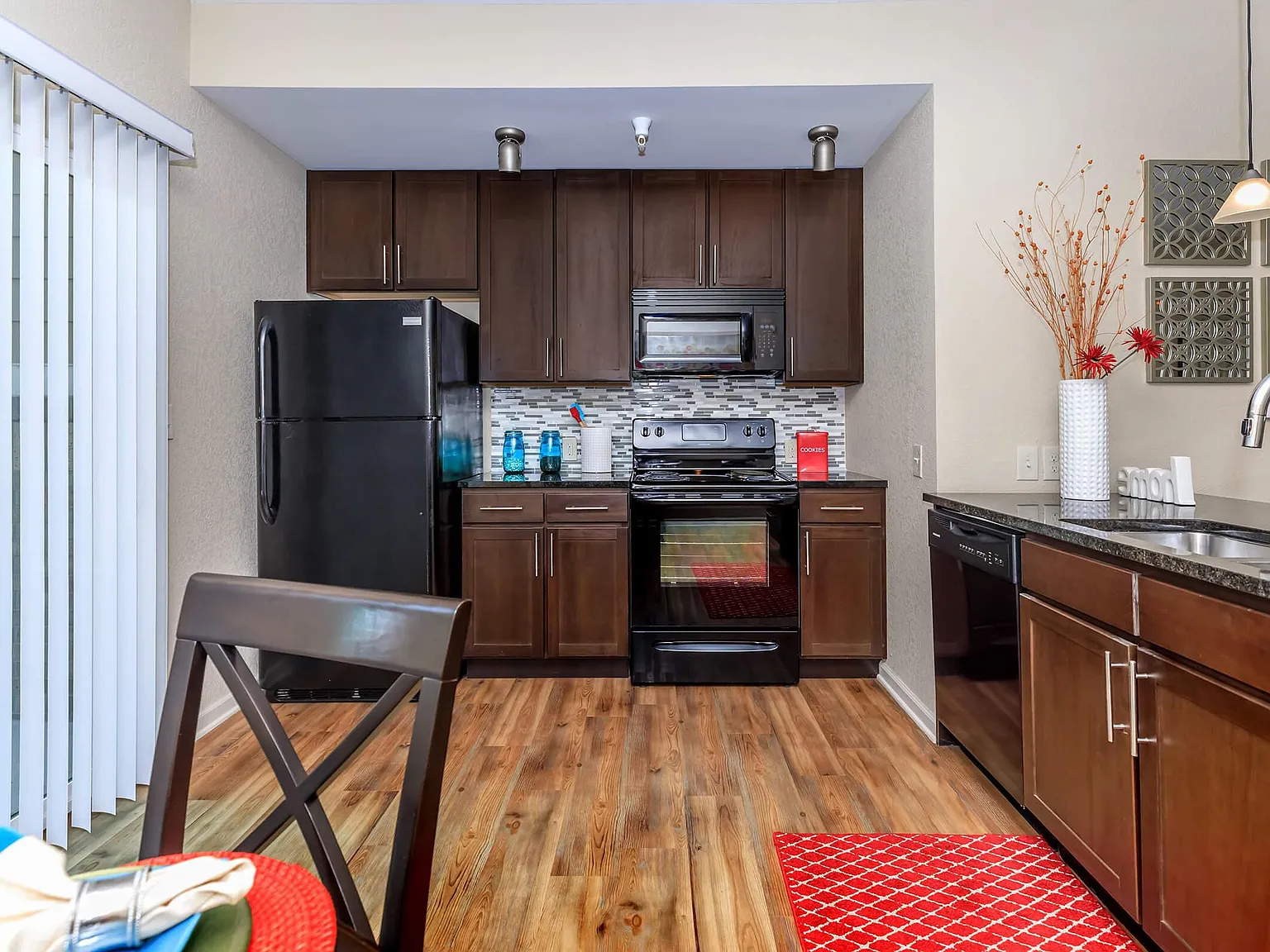SunSTONE at MarketPlace Apartments — Photo 3