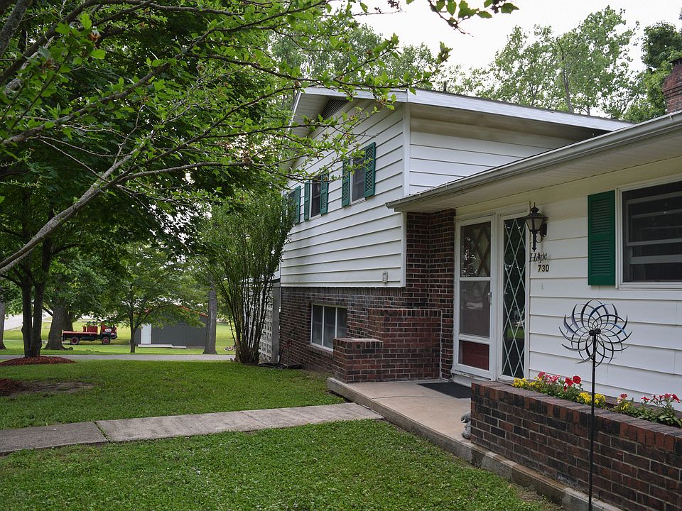  Exterior - Front Porch
