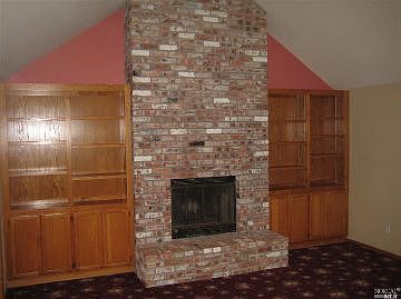 4th image of 9307 Lakewood Dr