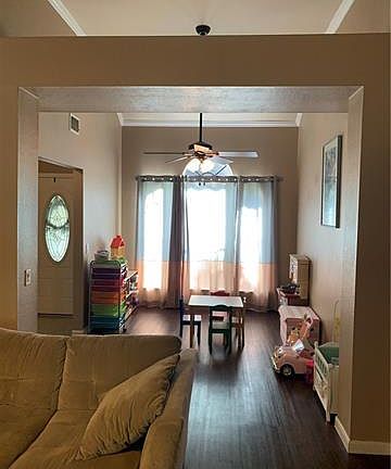 3rd image of 608 Sunny Brook Dr