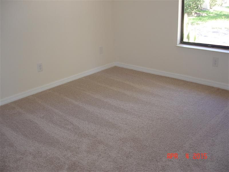 2nd image of 208 Lake Charles Ct