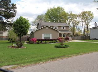 104 Westminster Dr, Rainbow City, AL 35906