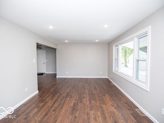 5th image of 1855 E Deb Dr