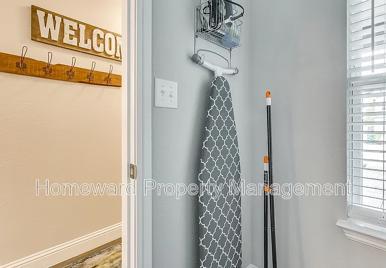 4009 Sheraton Rd — Photo 3