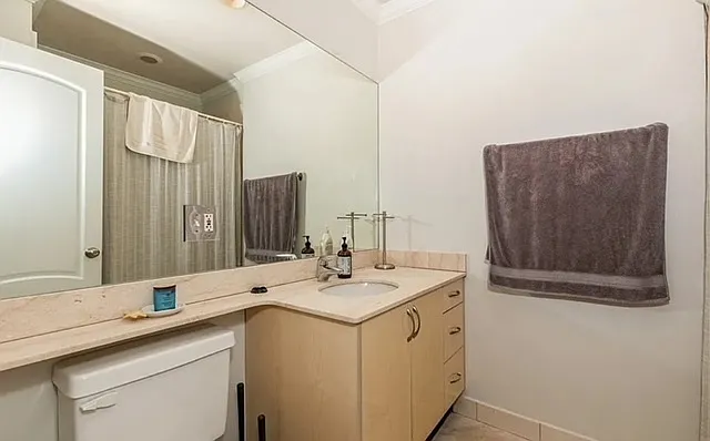 36 S Ashland Ave #404 — Photo 6